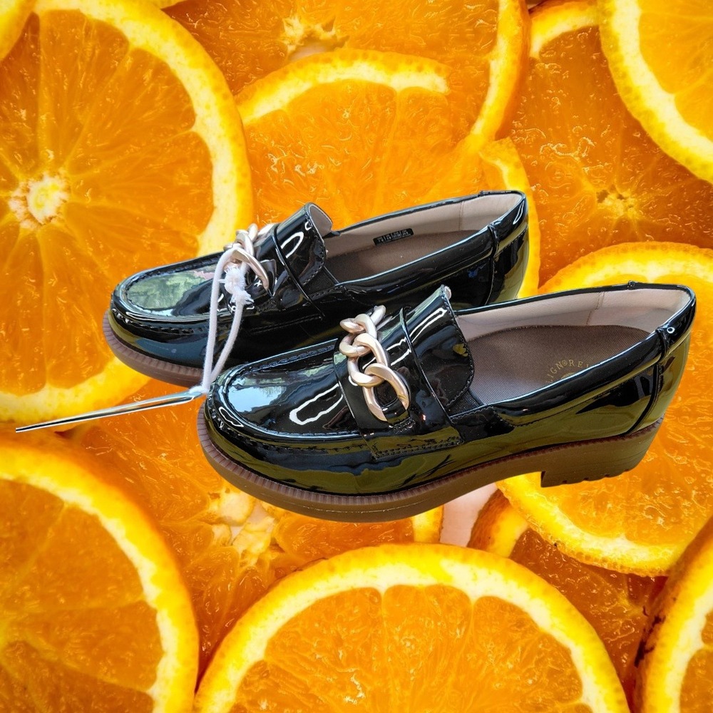 Revitalign Laurel Loafer Black Patent Leather Chain Lug Sole Shoes RV1110BLK070